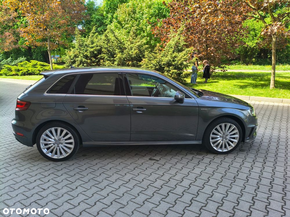 Audi A3 Sportback 1.4 TFSI e-tron S line Sportpaket - 10