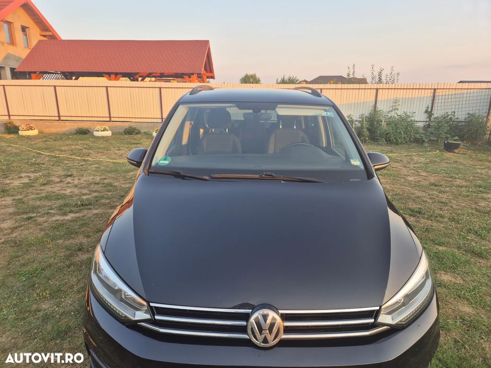 Volkswagen Touran - 2