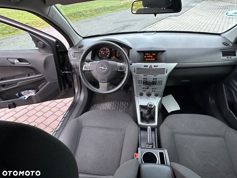 Opel Astra 1.4 Cosmo - 21