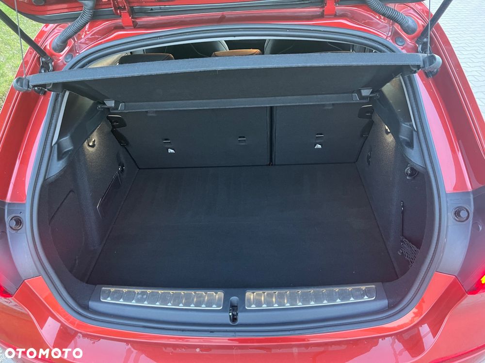 BMW Seria 1 118i Sport Line Shadow - 20