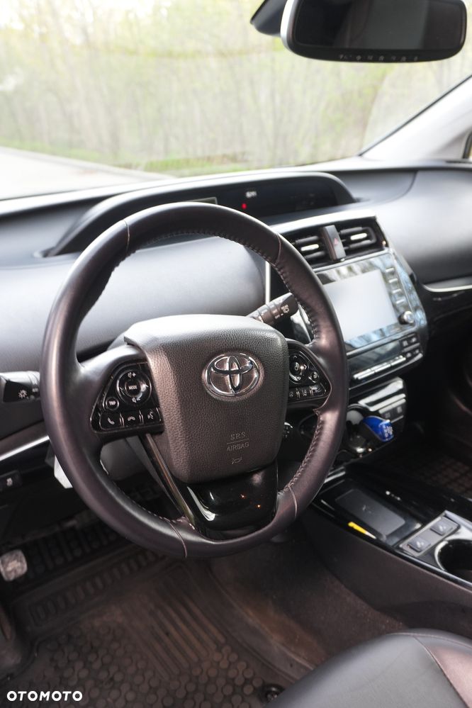 Toyota Prius 1.8 Hybrid Premium - 16