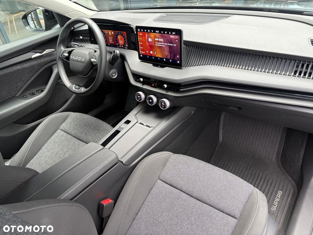 Skoda Superb - 17