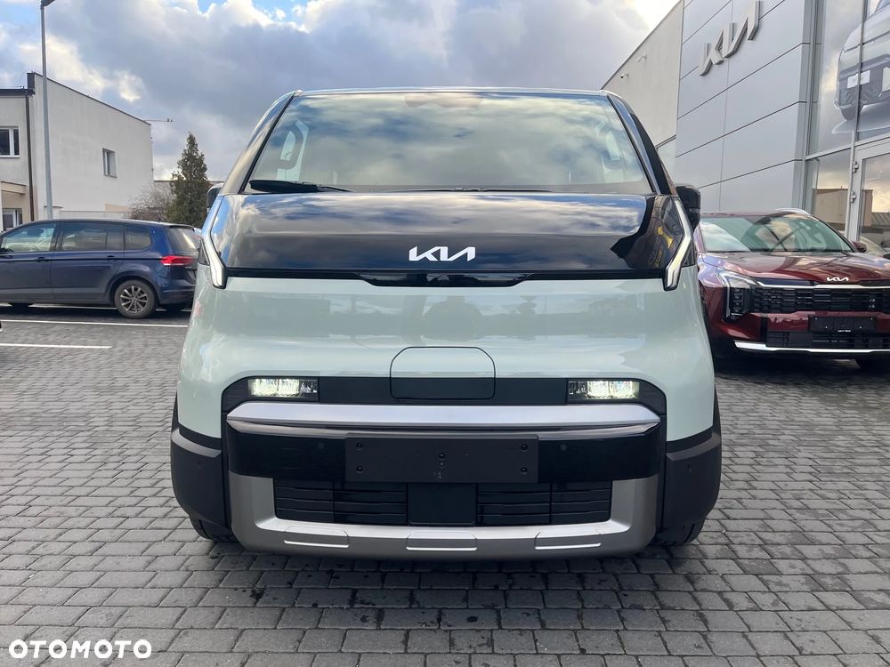 Kia PV5 - 3