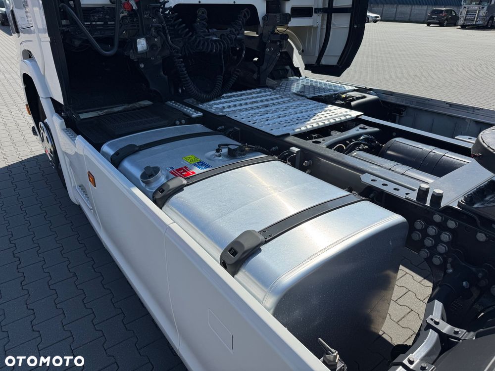 Scania R 450 ŁADNA I BOGATA 4 PODUSZKI - 9