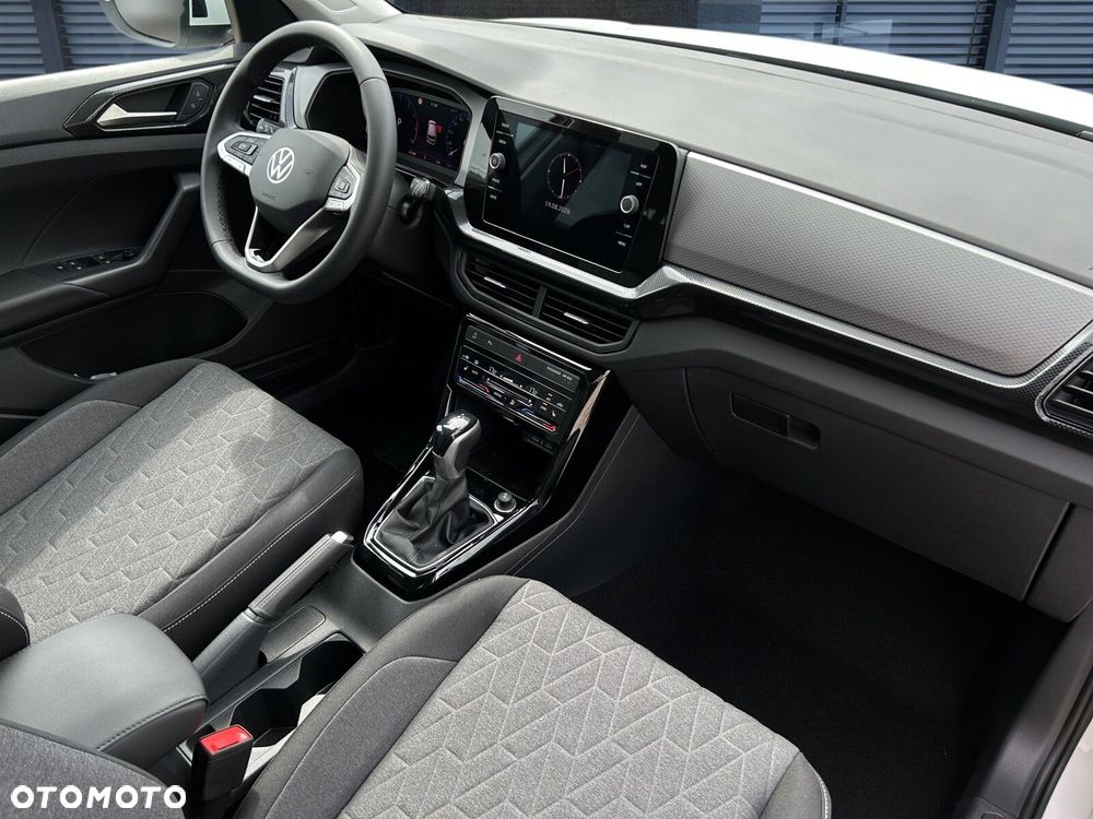 Volkswagen T-Cross - 14