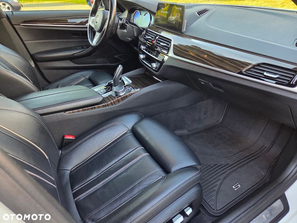 BMW Seria 5 530d M Sport sport - 2