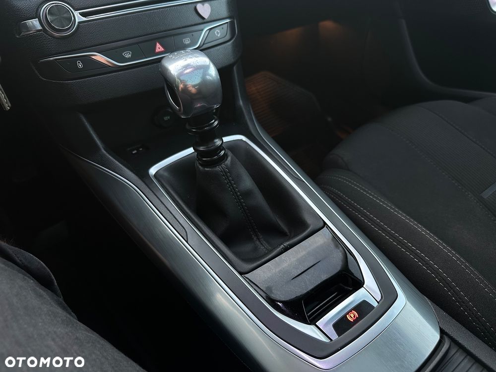 Peugeot 308 155 THP Allure - 18