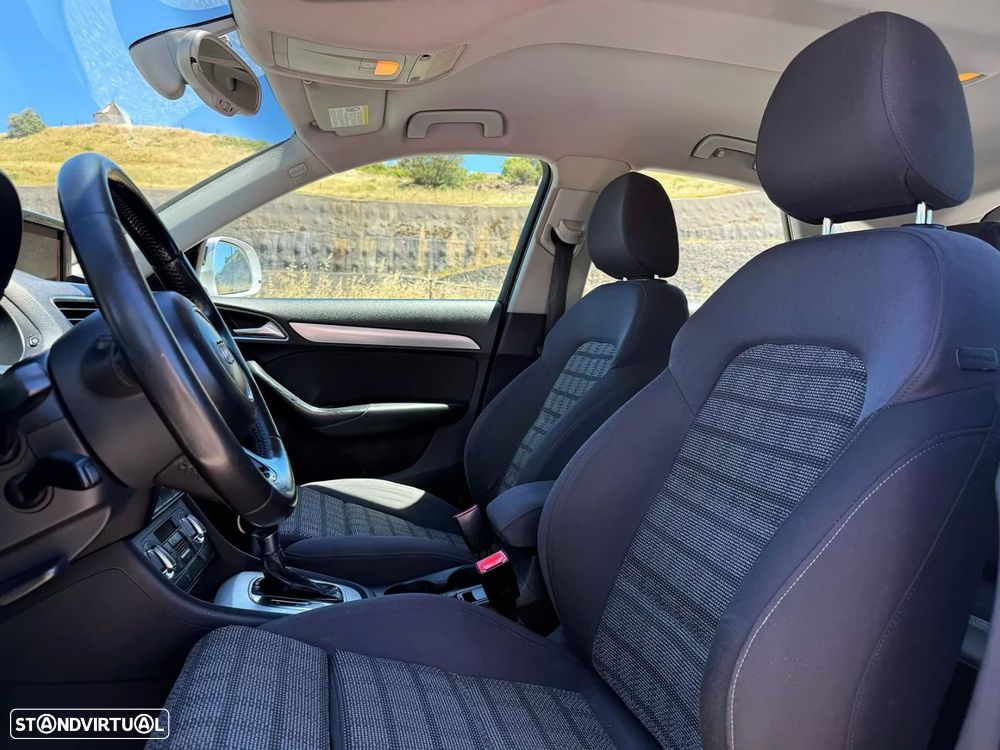 Audi Q3 2.0 TDI quattro S-tronic - 6