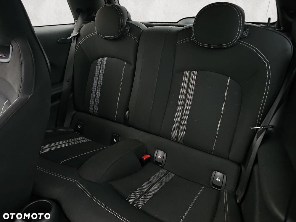 MINI John Cooper Works - 22