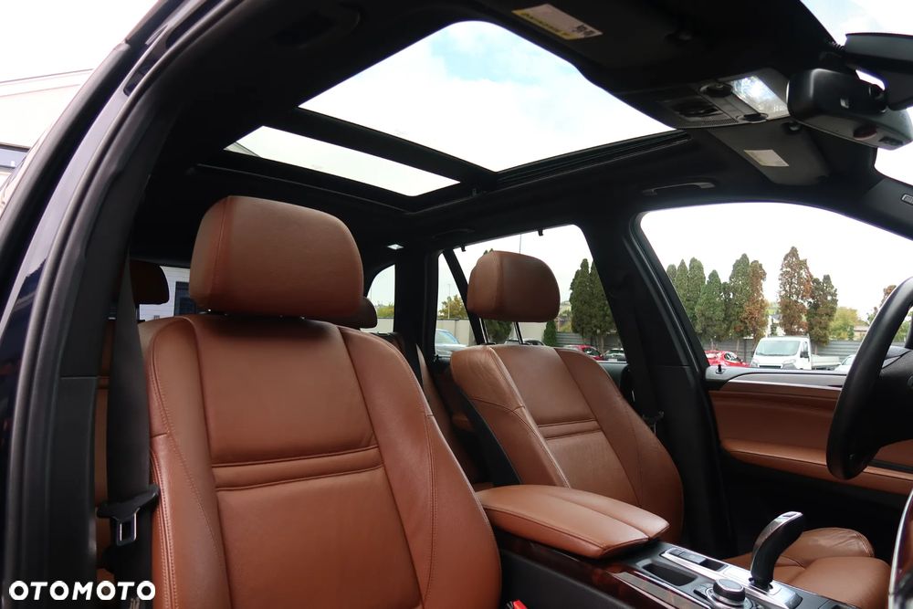 BMW X5 3.0si xDrive - 19