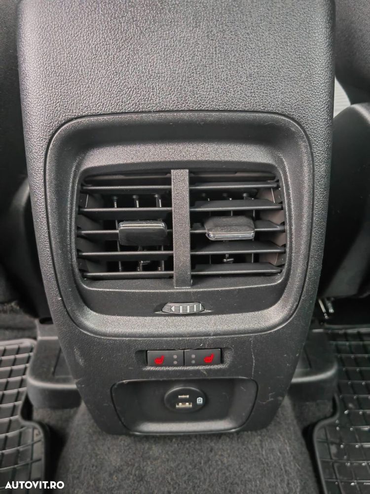 Ford Kuga - 14
