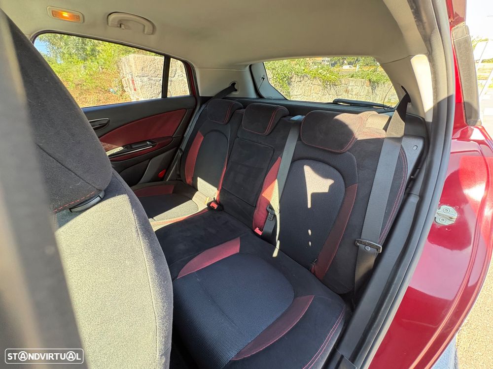 Fiat Bravo 1.9 M-Jet Sport - 9