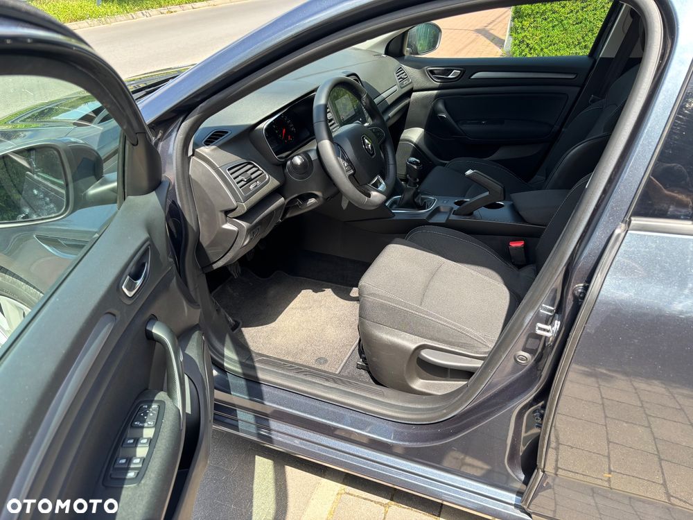 Renault Megane 1.0 TCe Zen - 9