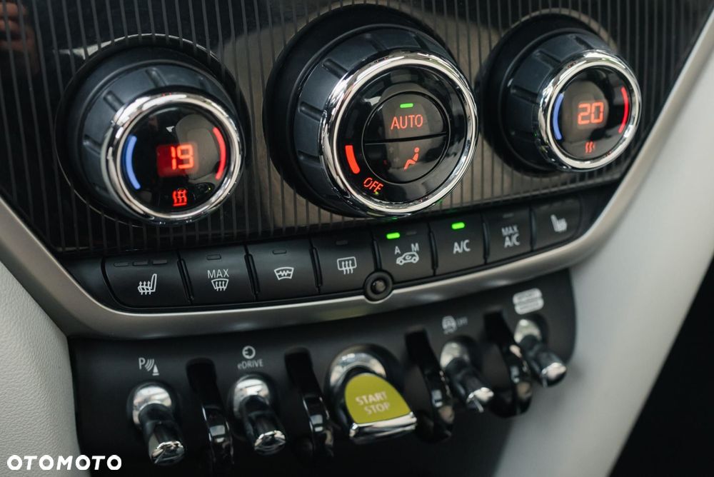 MINI Countryman - 24