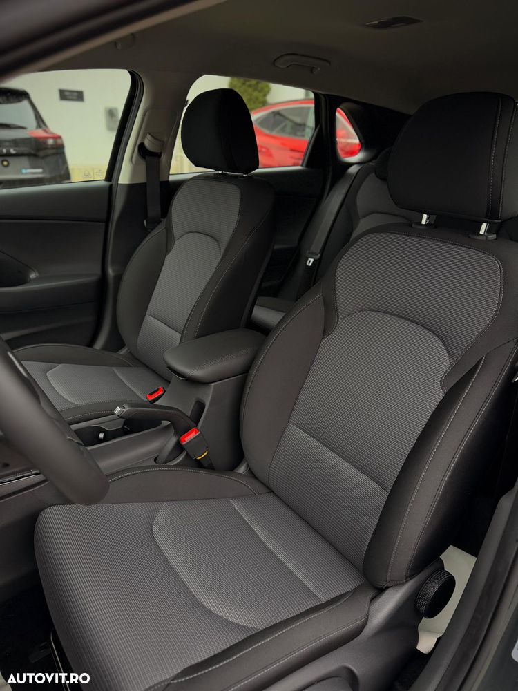 Hyundai i30 1.5 96CP M/T Comfort - 19