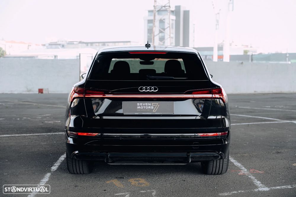 Audi e-tron 55 quattro S line - 18