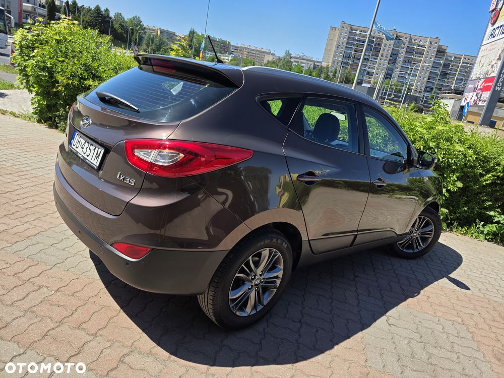 Hyundai ix35 1.6 2WD Fifa World Cup Edition - 6