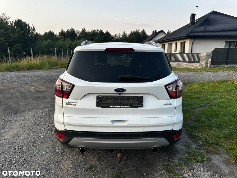 Ford Kuga 1.5 EcoBoost 2x4 Titanium - 18