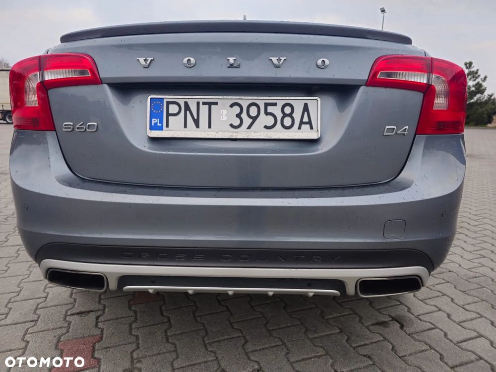 Volvo S60 Cross Country D4 Geartronic Summum - 19