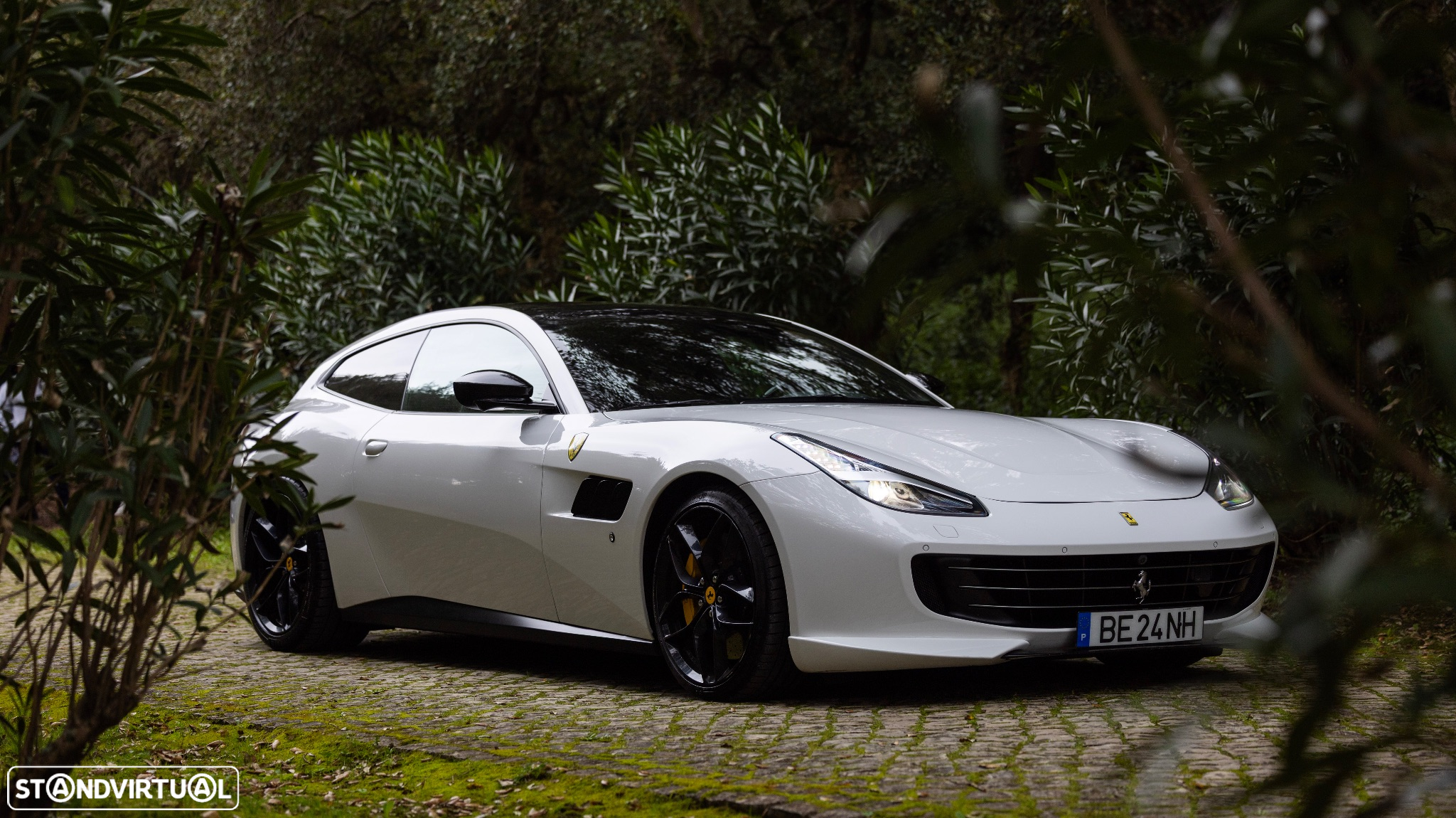 Ferrari GTC4 Lusso - 6