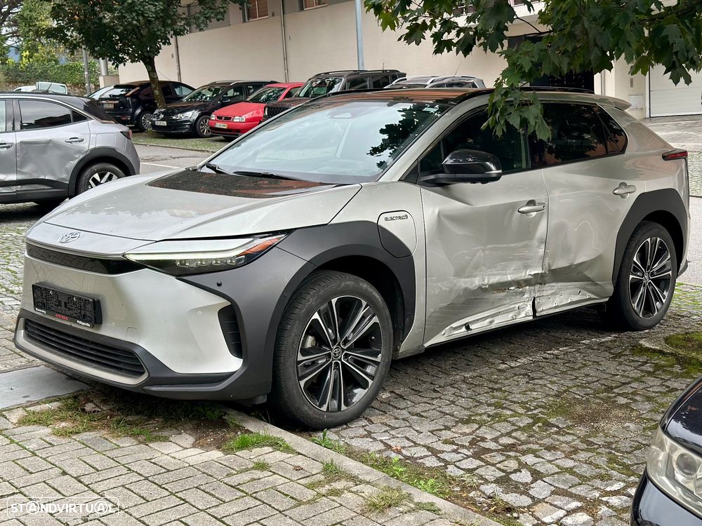 Toyota bZ4X Lounge - 4