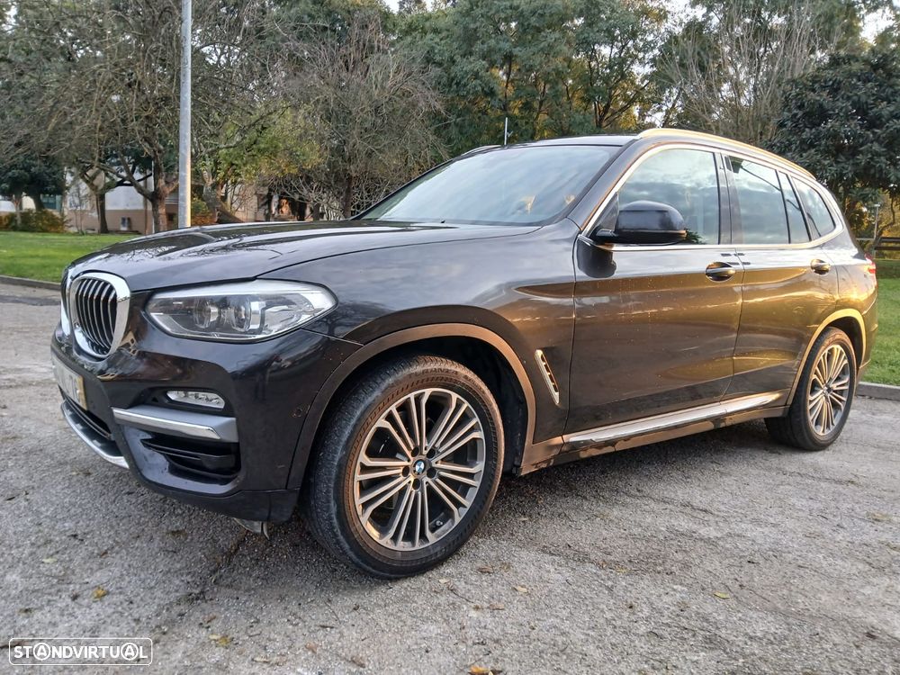 BMW X3 20 d xDrive Line Luxury - 3
