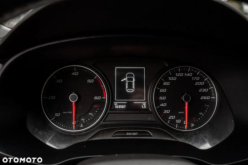 Seat Leon Sportstourer 2.0 TDI Start&Stop CONNECT - 13