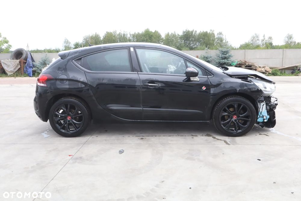 DS Automobiles DS 4 - 4