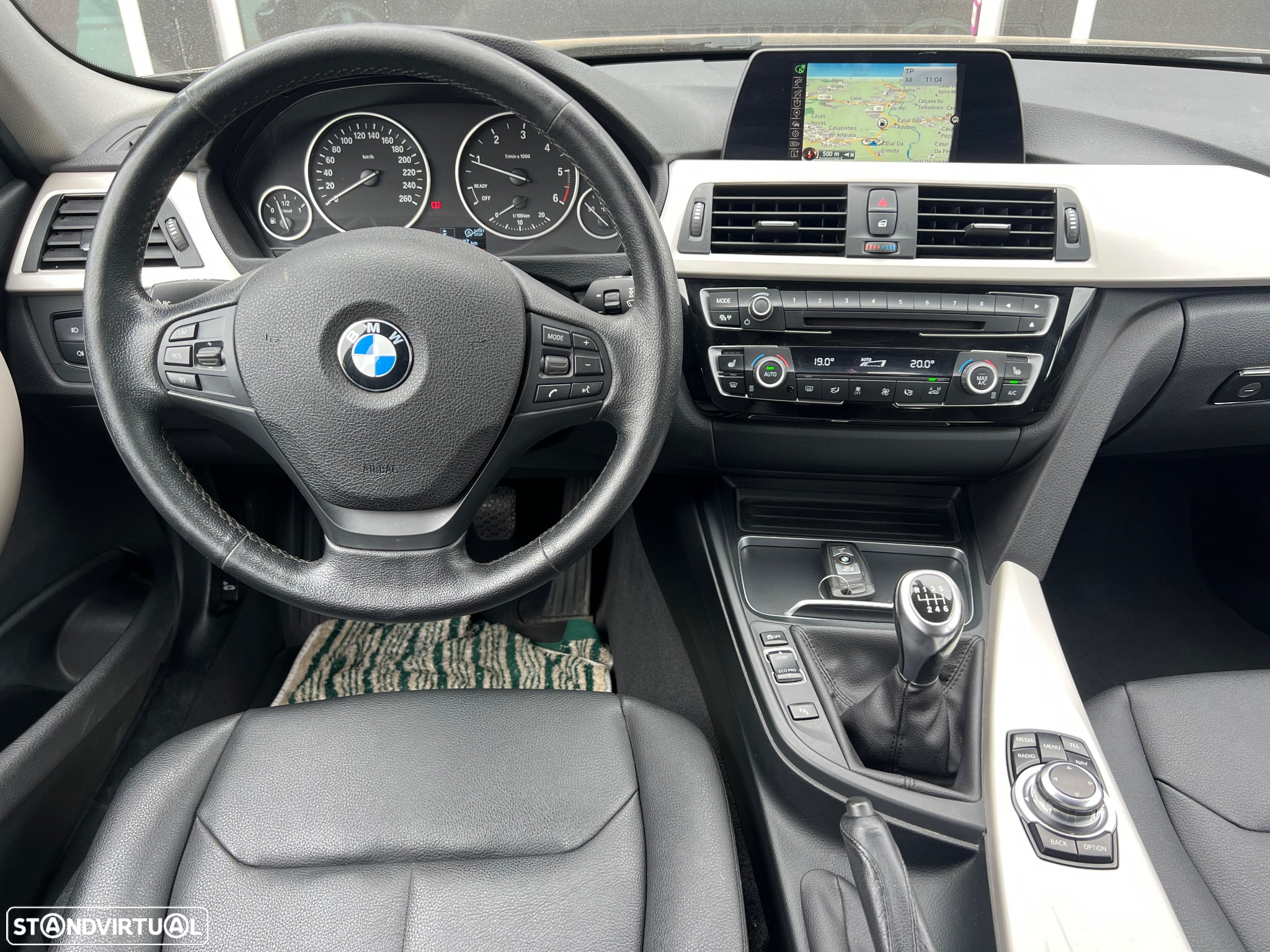 BMW 318 d Touring Advantage - 11