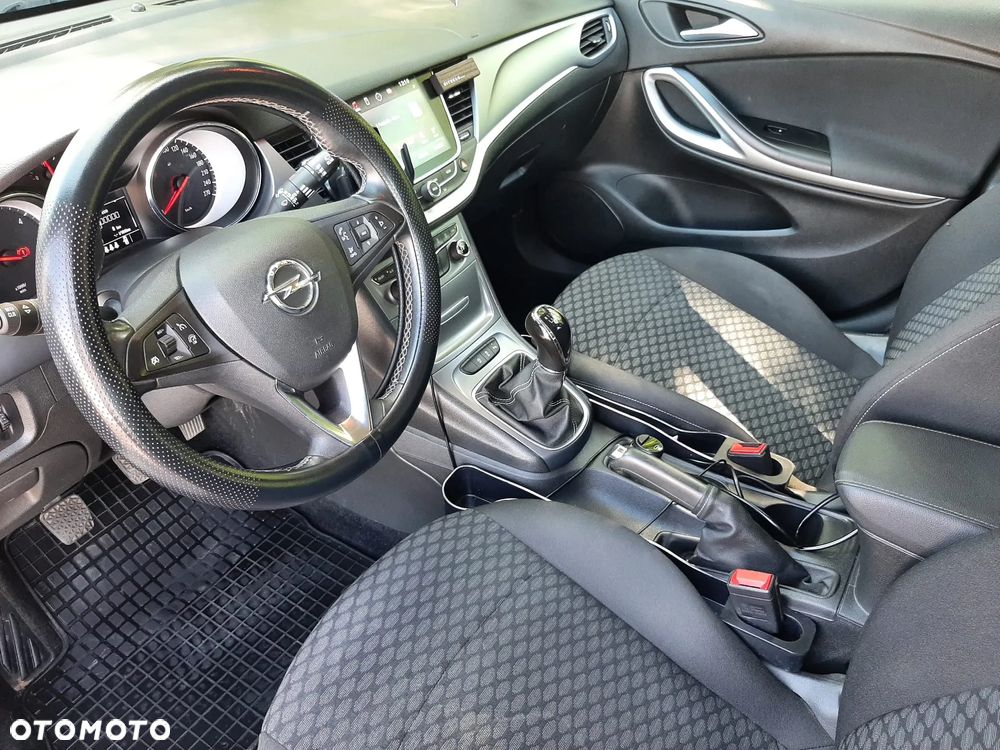 Opel Astra 1.6 CDTI Dynamic - 19
