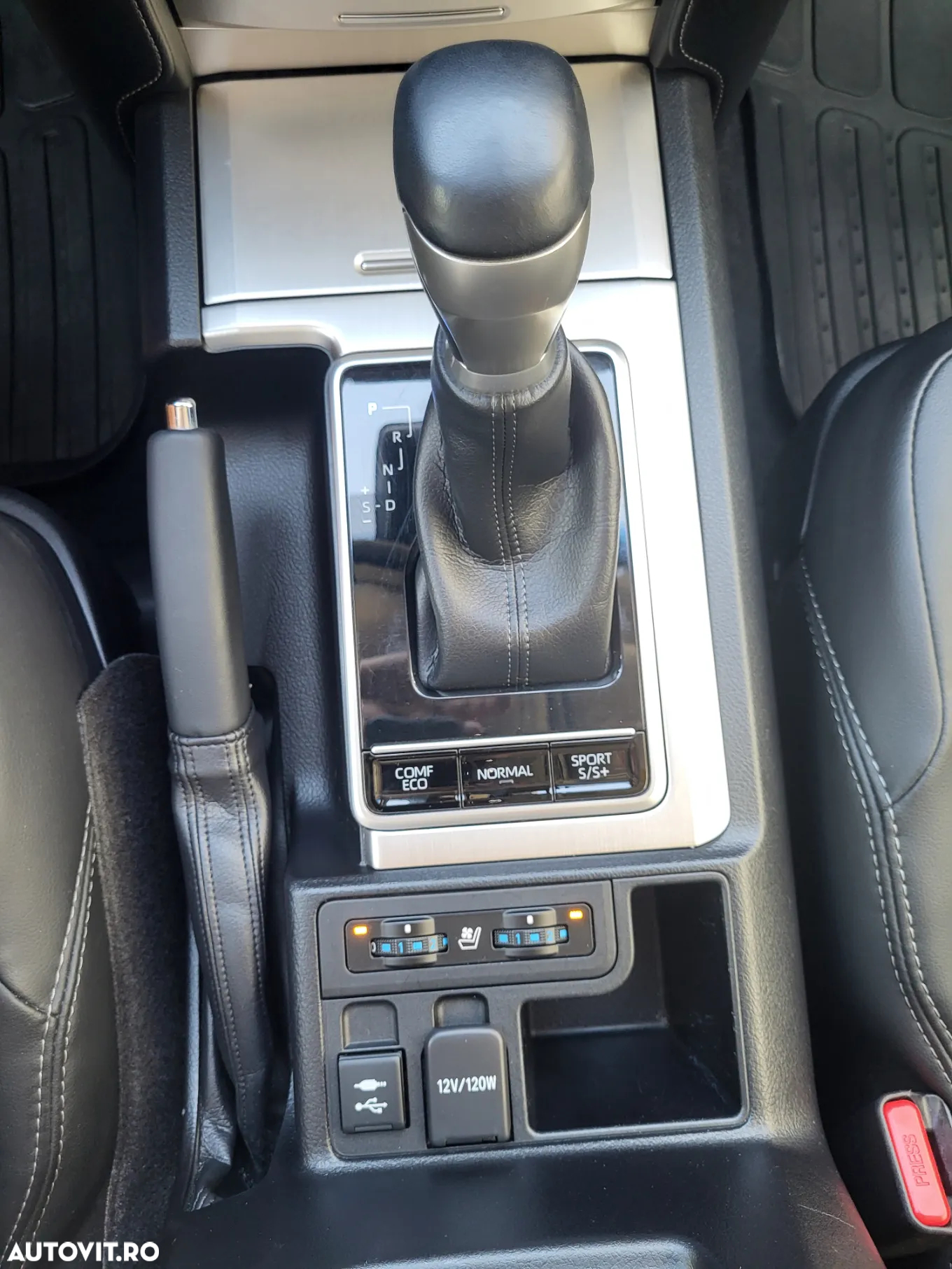 Toyota Land Cruiser 2.8l Turbo D-4D A/T AVS Luxury - 17