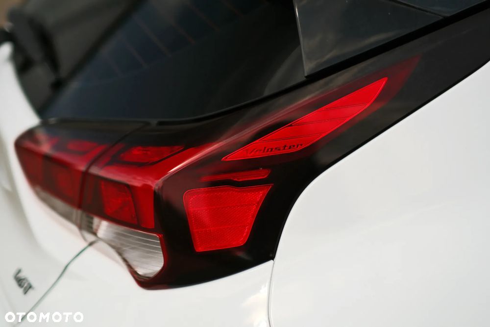 Hyundai Veloster - 15