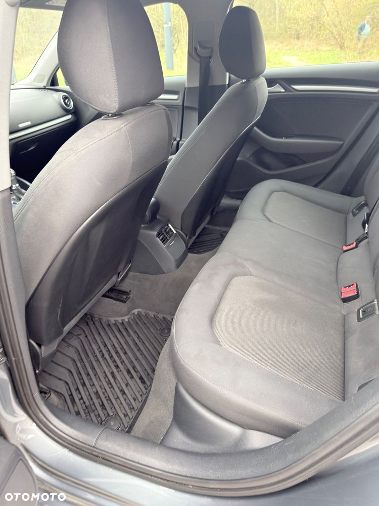 Audi A3 Limousine 35 TDI S tronic - 11