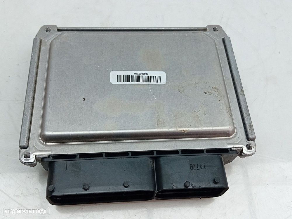 Centralina motor / ECU VOLKSWAGEN Polo (AW1) - 2