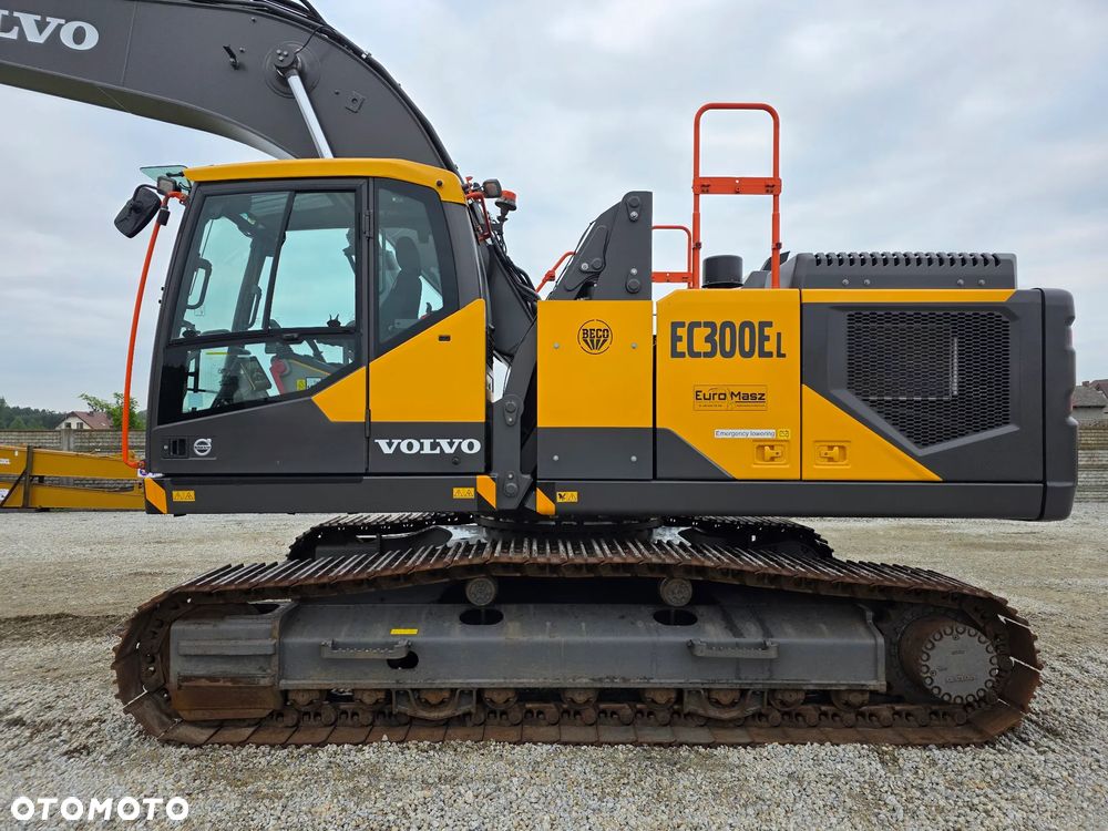 Volvo EC 300 EL, 2022 ROK, 3600 MTH, PODNOSZONA KABINA - 19