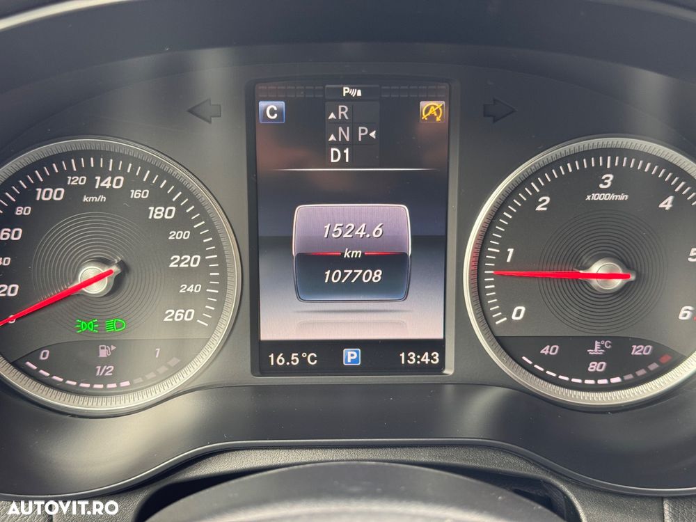 Mercedes-Benz GLC 220 d 4MATIC - 11