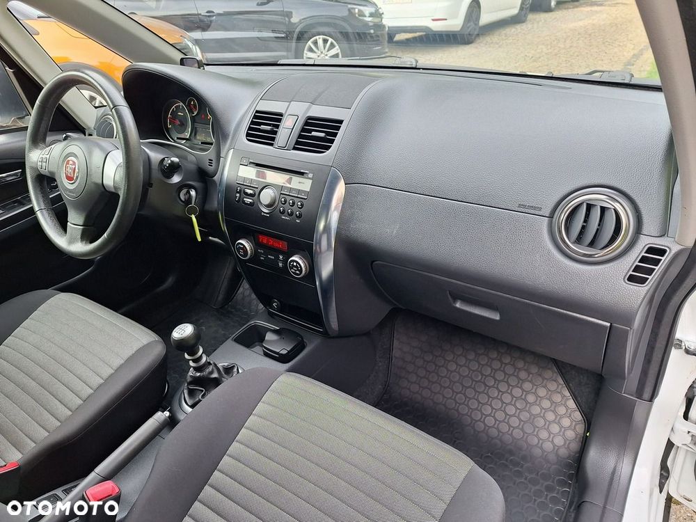 Fiat Sedici 2.0 Multijet 16V 4x4 Emotion - 8