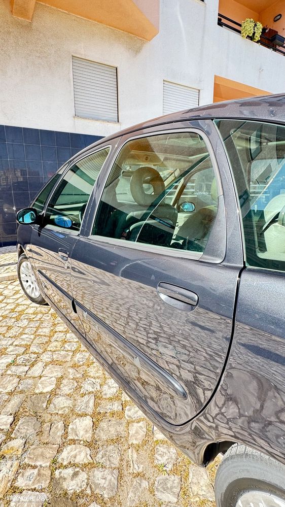 Citroën Xsara Picasso 1.6 Exclusive - 8