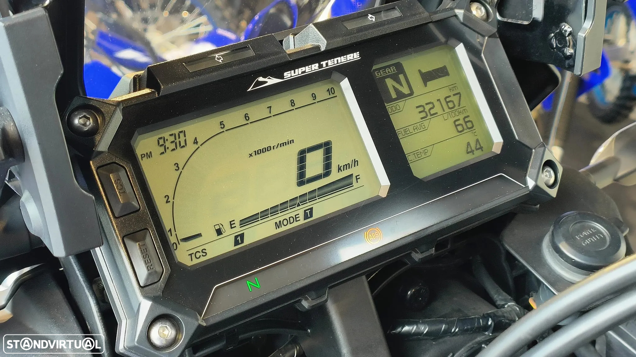 Yamaha XT1200Z Super Tenere ZE - 10