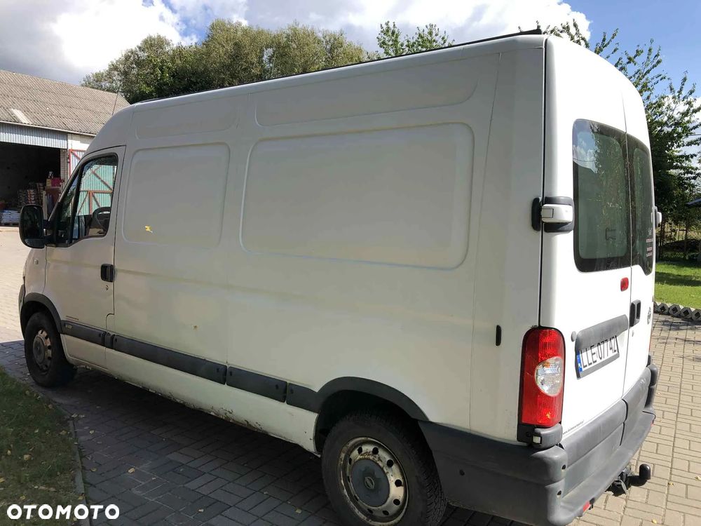 Nissan INTERSTAR II - 13