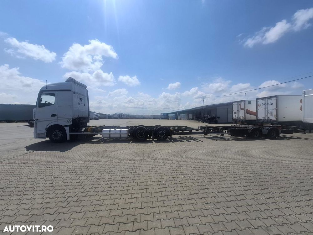 Mercedes-Benz ACTROS - 4