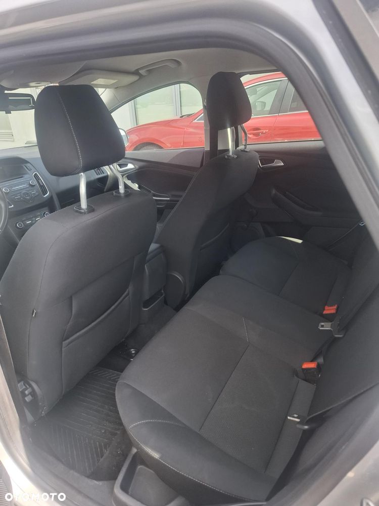 Ford Focus - 6