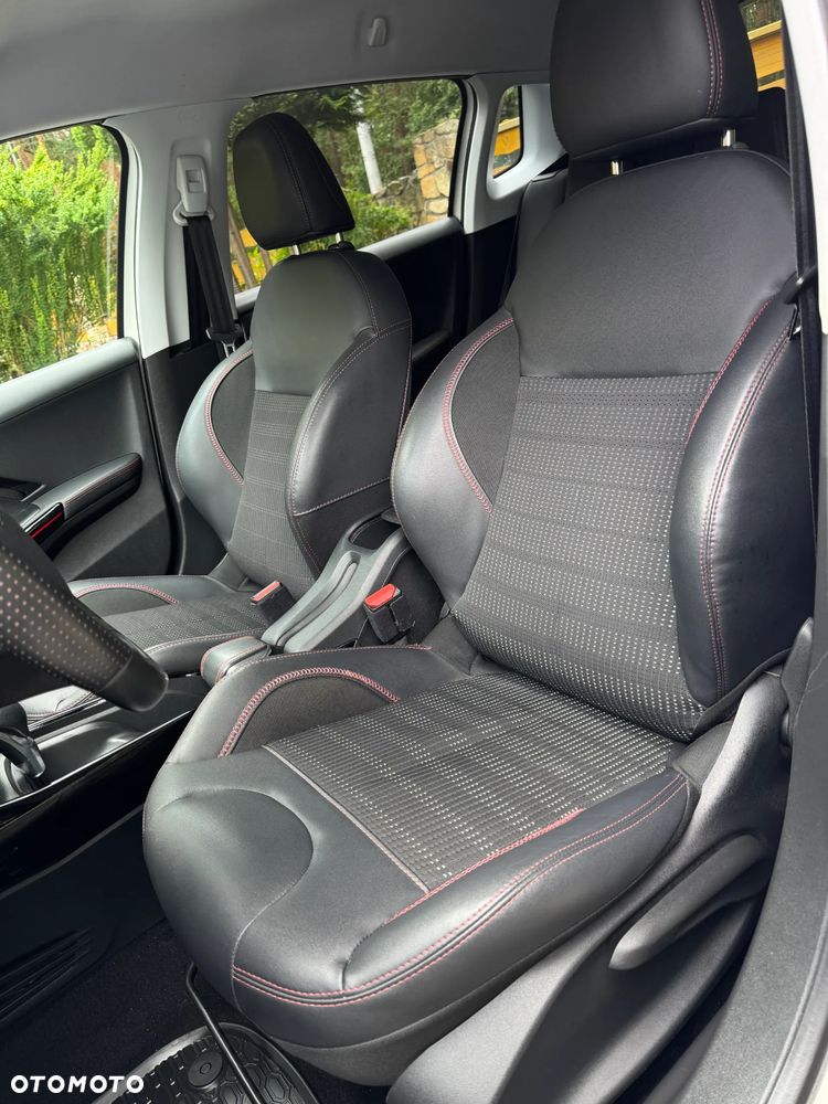Peugeot 2008 PureTech 110 Stop&Start EAT6 GT-Line Edition - 15