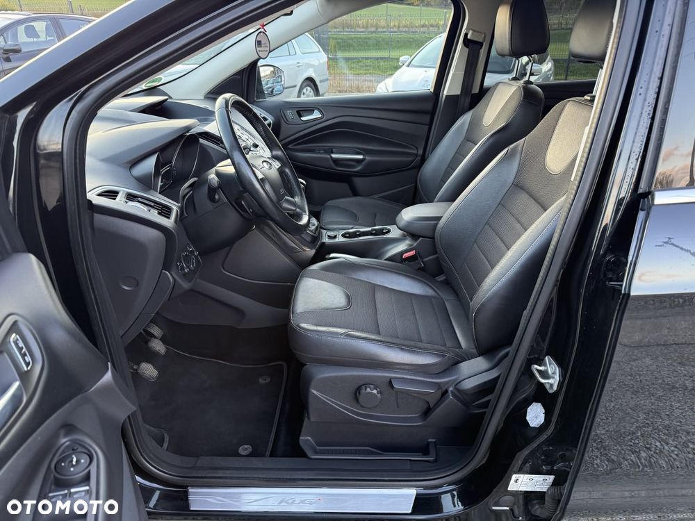 Ford Kuga 2.0 TDCi 2x4 Titanium - 15