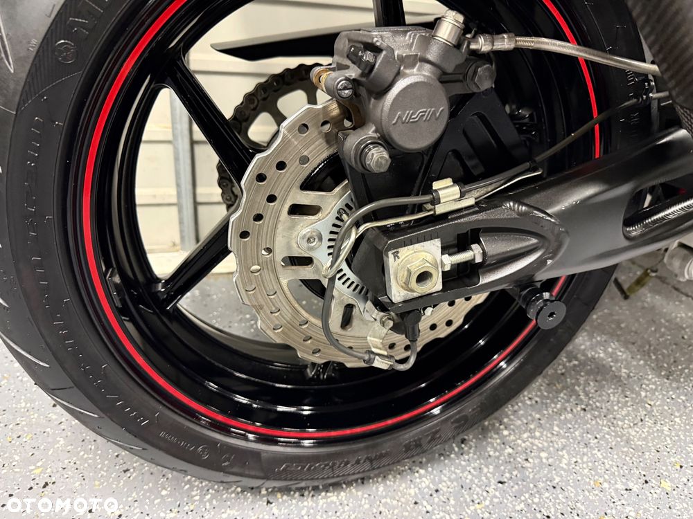 Kawasaki Z - 6