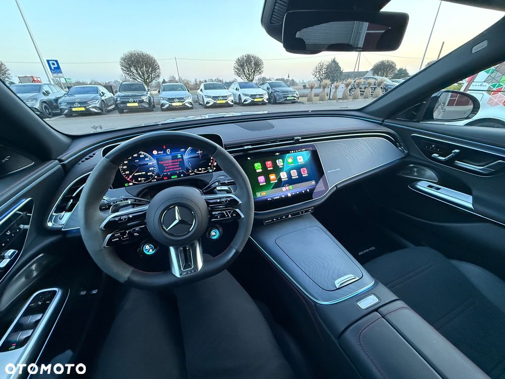 Mercedes-Benz Klasa E AMG 53 4Matic+ AMG SPEEDSHIFT TCT 9G - 14