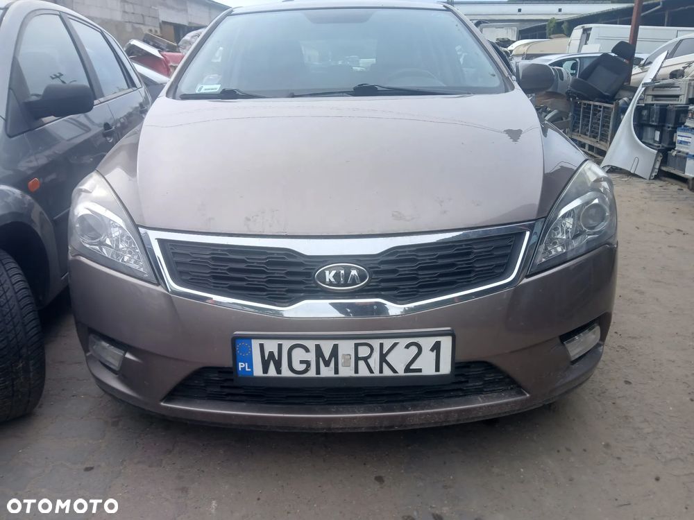 Kia Ceed lift 1.4 B 8Q HB maska pokrywa silnika klapa bagażnika zderzak lampa reflektor pas przedni stop lampy halogeny przeciwmgłowe odblaski grill atrapa znaczek błotnik błotniki drzwi zbiornik - 3