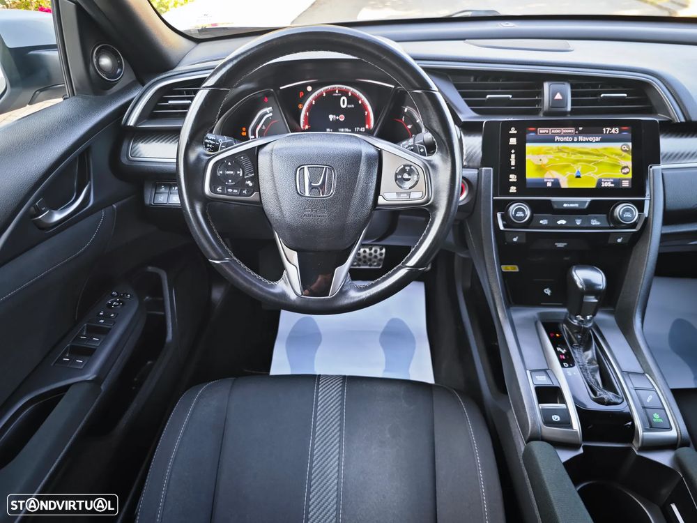 Honda Civic 1.5 i-VTEC Sport Plus CVT - 12
