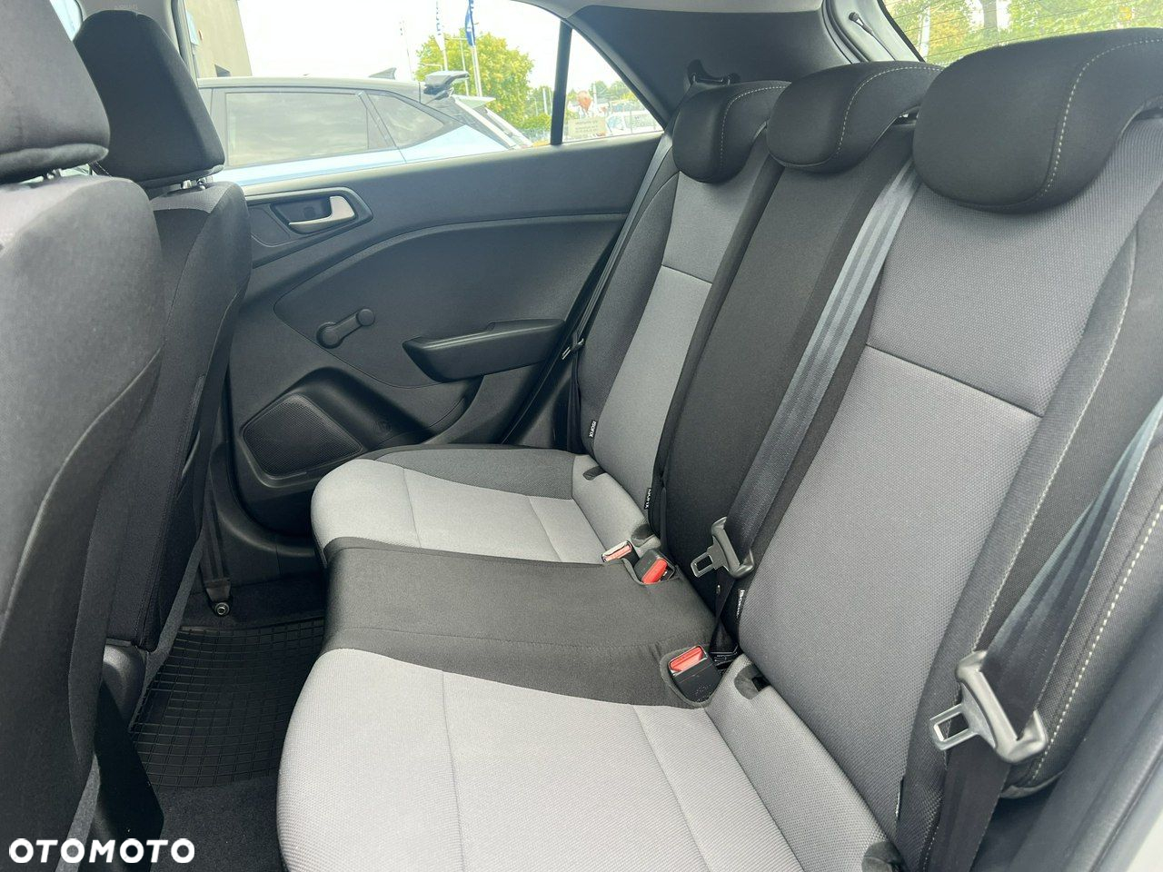 Hyundai i20 - 11