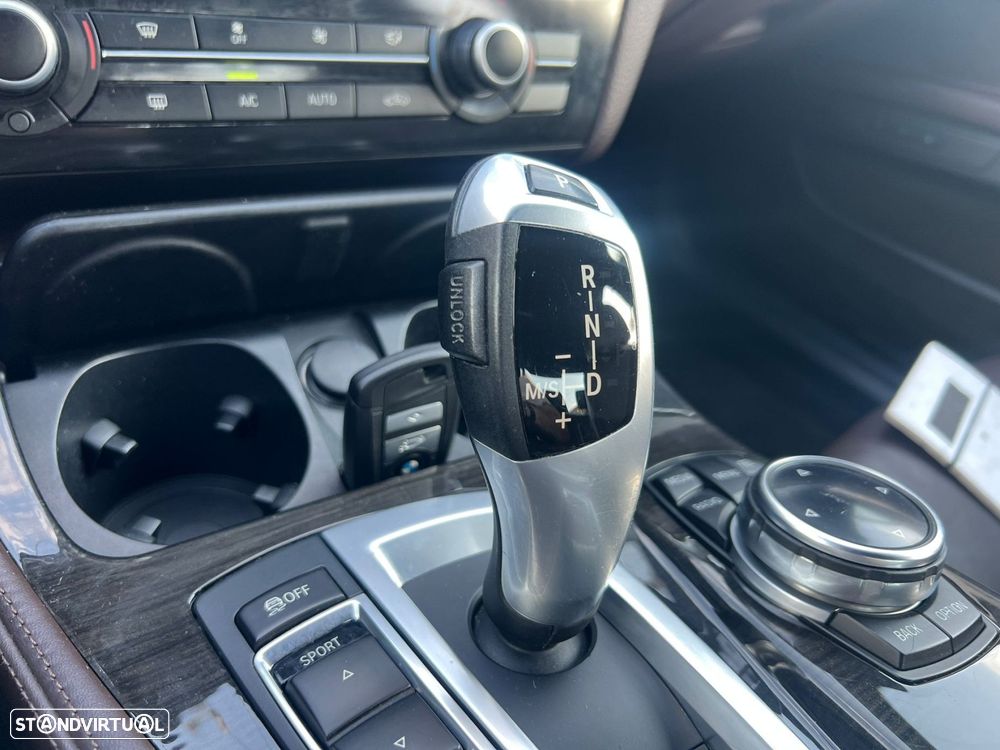 BMW 525 d Pack M Auto - 15